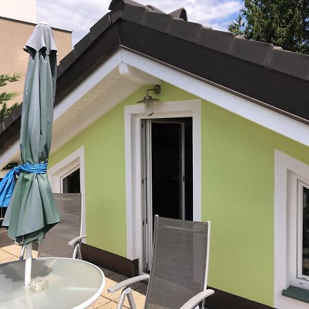 Ajo Vienna Lake View - Contactless Check-In Bagian luar foto